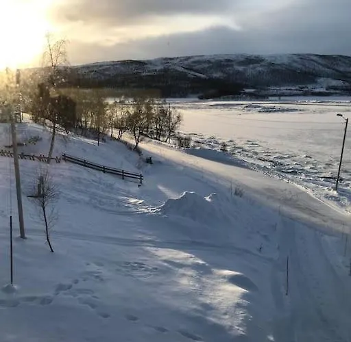 Trivelig Pa Arnes, Senja Ferienhaus *